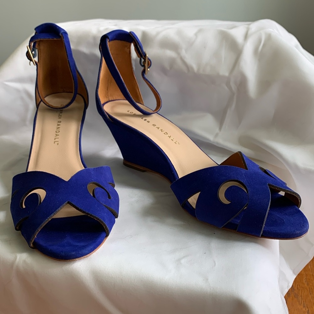 Royal blue suede leather sandals